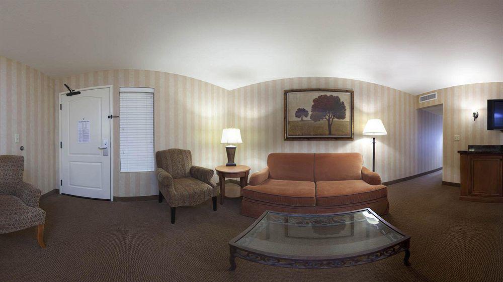 Holiday Inn Hotel & Suites Minneapolis-Lakeville By Ihg Eksteriør billede